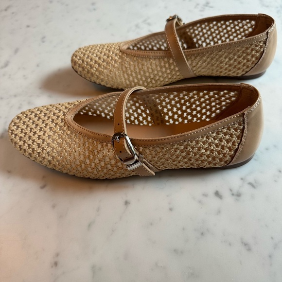Steve Madden Luxxy Mary Jane Flat - Picture 6 of 10